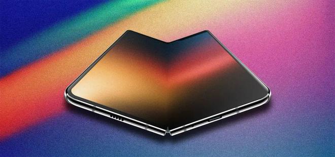 苹果折叠屏iPhone工程机最新爆料：采用屏下摄像头技术+侧边指纹(图1)