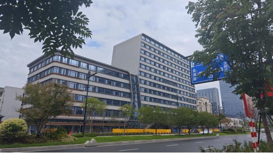 杭州“家门口”的优质养老!杭州国投健康长者公寓温暖晚年时光(图3)